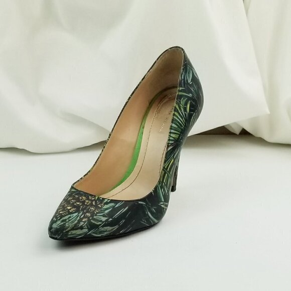 Zara Woman Size 37 (US 7-7.5) Pineapple Floral Slip On Pointed Toe Women's Pumps - Picture 1 of 12